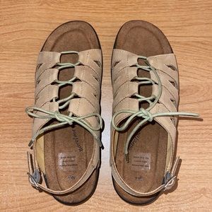 Drew Barefoot Freedom Ghilles Sandals (7W)